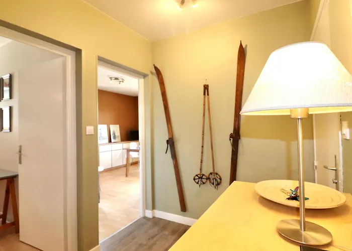 Appartement 3 Pièces Avec Piscine, Proche Du à - Fr-1-432-4 *