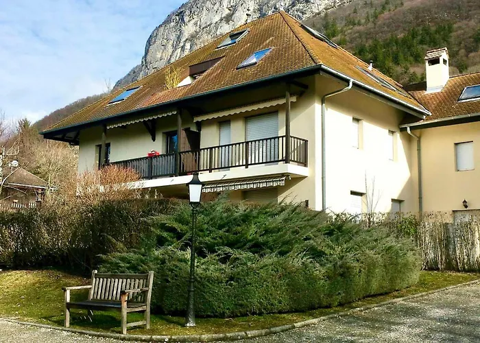 3 Pièces Avec Piscine, Proche Du à - Fr-1-432-4 Appartement