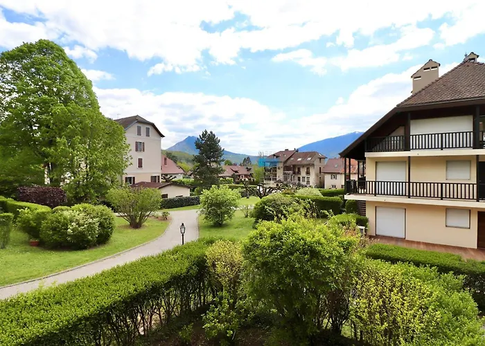 3 Pièces Avec Piscine, Proche Du à - Fr-1-432-4 Appartement *